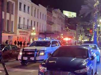 Επίθεση στη Νέα Ορλεάνη: Αμερικανός πολίτης ο δράστης - Βρέθηκε σημαία του ISIS - Εξουδετερώθηκαν δύο εκρηκτικοί μηχανισμοί