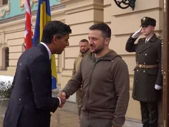 Σούνακ - Ζελένσκι συμφώνησαν ότι είναι αναγκαία η εξαγωγή ουκρανικών σιτηρών