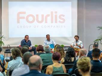 Fourlis: Στρατηγική συμφωνία με Foot Locker - Για 100 φυσικά και 8 ηλεκτρονικά καταστήματα σε 8 αγορές