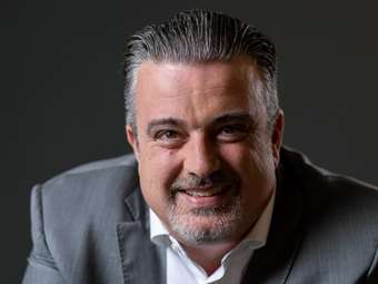 Ποιοι παίρνουν το κλειδί για τις βίλες και τα διαμερίσματα στη μεγάλη επένδυση Elounda Hills στην Κρήτη