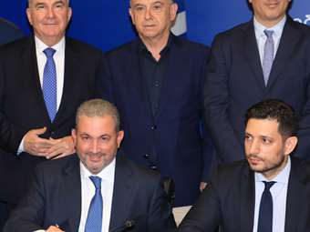 Όμιλος AKTOR: Ανέλαβε την αποκατάσταση της σιδηροδρομικής γραμμής Λάρισας – Βόλου