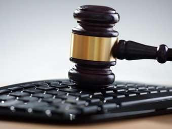 Εκδόσεις Τεγόπουλος: Στο σφυρί το φωτογραφικό αρχείο της Ελευθεροτυπίας δέκα χρόνια μετά το λουκέτο