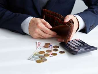 Πώς "κόκκινοι" οφειλέτες μπορούν να γλιτώσουν ποινικές διώξεις για χρέη στο Δημόσιο