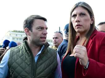 Τέμπη: Βαβέλ η αντιπολίτευση για την προανακριτική- Συνεννοήσεις και παρασκήνιο