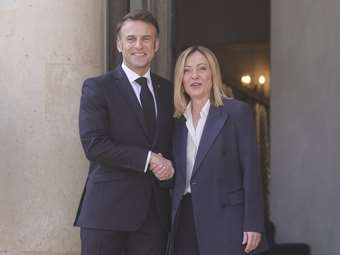 Ιταλία: "Συνάντηση συμφιλίωσης" Μελόνι-Μακρόν