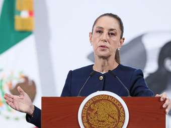 Σέινμπαουμ: Διαφωνούμε με την ακύρωση 13 αεροπορικών δρομολογίων από το Μεξικό προς τις ΗΠΑ