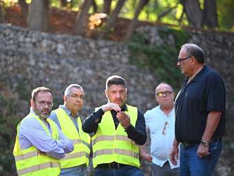 Αυτοψία Ν. Χαρδαλιά στο ρέμα Ποδονίφτη: "Εντείνουμε τις δράσεις για την αντιπλημμυρική θωράκιση της Αττικής"