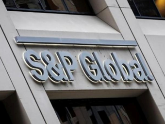Η S&amp;P υποβαθμίζει την αξιολόγηση της Stellantis, λόγω μειωμένων περιθωρίων κέρδους