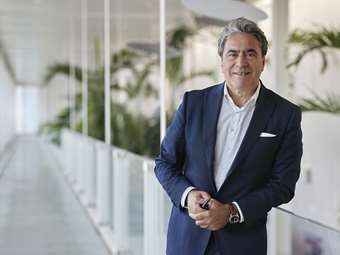 Angelo Trocchia (CEO Safilo Group): Τα επενδυτικά πλάνα, οι τάσεις στον κλάδο των οπτικών και το pop up κατάστημα Eyewear by David Beckham στη Μύκονο