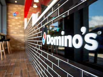 Domino's: Απροσδόκητη μείωση τζίρου στο τρίμηνο - Βουτιά 5% η μετοχή