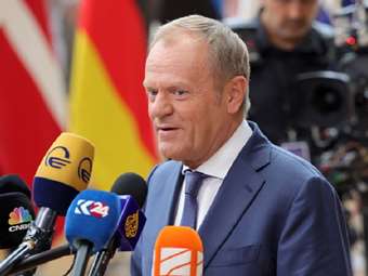 Τουσκ: Το ειρηνευτικό σχέδιο για την Ουκρανία δεν θα πρέπει να υπονομεύει την ασφάλεια της Ευρώπης