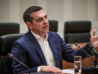 Ομολογία λαθών από Α. Τσίπρα για τηλεοπτικές άδειες αλλά και Novartis - Τι είπε για δημοψήφισμα και Μνημόνιο