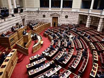 Βουλή: Στην ολομέλεια την Τρίτη ο νέος αναπτυξιακός νόμος