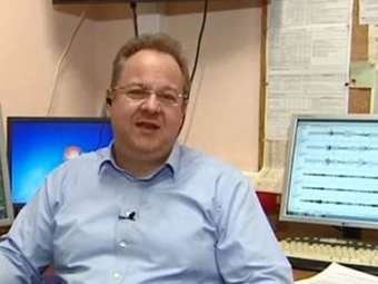 Καταγγελία Παπαζάχου: Άγνωστοι βανδάλισαν σεισμολογικό σταθμό στη Σαντορίνη και έκλεψαν εξοπλισμό