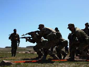 ΗΠΑ: Αποστολή πακέτου στρατιωτικής βοήθειας $400 εκατ. στην Ουκρανία - Εγκρίθηκε από τον Μπάιντεν