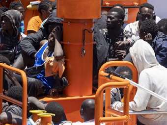 Γαλλία: Τελευταία ευκαιρία για τον νόμο περί μετανάστευσης