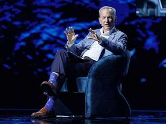 Καμπανάκι από τον πρώην CEO της Google Σμιντ: Η Ευρώπη να επενδύσει στην Τεχνητή Νοημοσύνη ανοιχτού κώδικα, αλλιώς θα καταλήξει στα κινεζικά μοντέλα