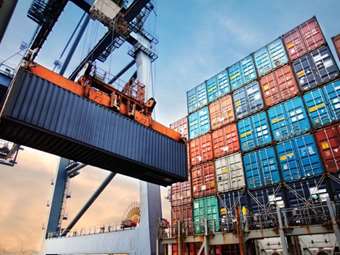 Στα 11,5 δισ. ευρώ το έλλειμμα τρεχουσών συναλλαγών στο 11μηνο - Μείωση εξαγωγών αγαθών, "σωσίβιο" οι ταξιδιωτικές εισπράξεις