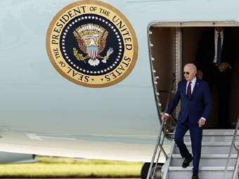 Στη Γαλλία ο Τζο Μπάιντεν για τους εορτασμούς της D-Day