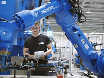 Ο Ευάγγελος Γκιζελής, CEO &amp; Founder της Gizelis Robotics, αποκτά μέσω AMK τον έλεγχο του πλειοψηφικού πακέτου των μετοχών