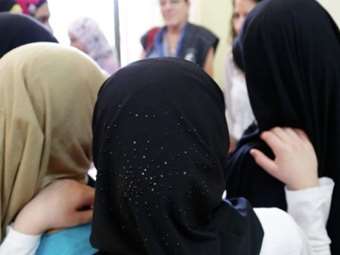 Αυστρία: Η χώρα απαγορεύει την ισλαμική μαντίλα στα σχολεία για κορίτσια κάτω των 14 ετών