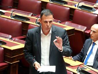 ΣΥΡΙΖΑ για ανασχηματισμό: Προσβλητικός για την ελληνική κοινωνία - Ο πρωθυπουργός δεν πήρε το μήνυμα