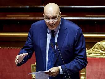 "Αποφύγετε κινήσεις που μπορεί να θέσουν σε κίνδυνο την ζωή σας" λέει ο Ιταλός ΥΠΑΜ σε εκπροσώπους της Global Sumud Flottilla