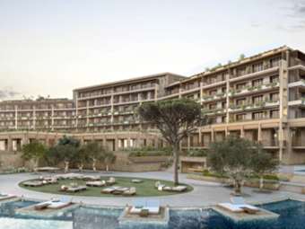 H Four Seasons μπαίνει στην επένδυση στο Πόρτο Χέλι που προκαλεί αντιδράσεις λόγω αποχαρακτηρισμού δασικών εκτάσεων