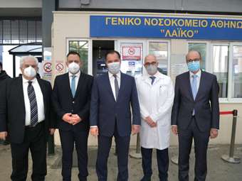 Επίσκεψη Άδωνι Γεωργιάδη στο "Λαϊκό", είδε την 23χρονη που υπεβλήθη με επιτυχία σε μεταμόσχευση ήπατος