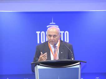 Ψήφος εμπιστοσύνης από Γουάτσα - Αυξάνει το ποσοστό του στη Metlen