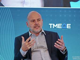 Γιώργος Στασινός: Μειώνεται η δόμηση σε Μύκονο και Σαντορίνη