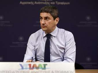 Λ. Αυγενάκης για κινητοποιήσεις αγροτών στην Ελλάδα:Είμαστε έτοιμοι να συζητήσουμε