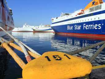 Εμπλοκή αγκυρών πλοίων στο λιμάνι του Λαυρίου λόγω των δυσμενών καιρικών συνθηκών