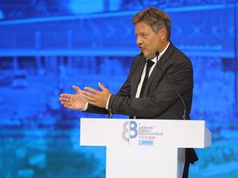 Ρ. Χάμπεκ: Οι άνθρωποι είναι αυτοί που κάνουν τη διαφορά