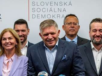 Ο πρωθυπουργός της Σλοβακίας Φίτσο, που εναντιώνεται στη χορήγηση  βοήθειας στο Κίεβο, την Τετάρτη στην Ουκρανία