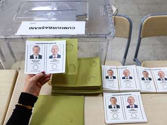 Τουρκία: Επανεκλογή Ερντογάν στον δεύτερο γύρο