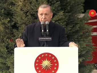 Γερμανία: Με το βλέμμα στις κάλπες στην Τουρκία