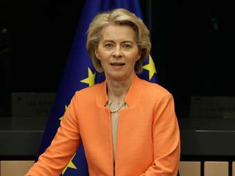 Ούρσουλα φον ντερ Λάιεν: Ο Β. Πούτιν προσπαθεί να εκβιάσει την Αυστρία και την Ευρώπη περικόπτοντας τις προμήθειες φυσικού αερίου