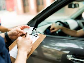 Ανασφάλιστο αυτοκίνητο: Πώς θα "γλιτώσεις" το νέο πρόστιμο;