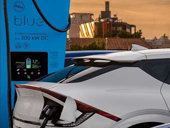 Τρία χρόνια λειτουργίας συμπλήρωσε η ΔΕΗ blue