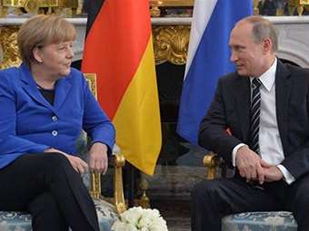 Ο Πούτιν ζήτησε εκ νέου συγγνώμη από τη Μέρκελ "για το λαμπραντόρ του"