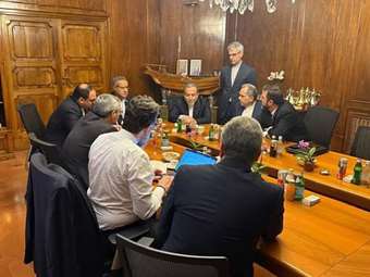 Reuters: Το Ιράν μπορεί να διακόψει προσωρινά τον εμπλουτισμό εάν οι ΗΠΑ ξεπαγώσουν τα ιρανικά κεφάλαια