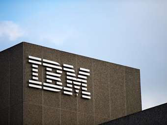 IBM: Ετοιμάζει περικοπές θέσεων εργασίας με επίκεντρο την ανάπτυξη λογισμικού