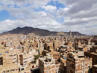 Υεμένη: Αναφορές για αεροπορικά πλήγματα σε περιοχές που ελέγχουν οι Χούθι