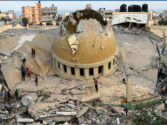 Η GHF παραδίδει τρόφιμα στη Γάζα, ενώ η Χαμάς απειλεί τις ανθρωπιστικές οργανώσεις