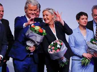 Politico: Η Ευρώπη μπροστά στη δική της "ώρα Τραμπ" - Η ακροδεξιά ήρθε για να μείνει