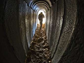 Φόλκερ Τουρκ (ΟΗΕ): Τόσο το Ισραήλ όσο και η Χαμάς διέπραξαν εγκλήματα πολέμου
