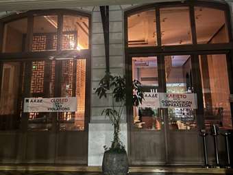 Σχέδιο ελέγχων σε ξενοδοχεία, ταβέρνες και παραλίες από την ΑΑΔΕ