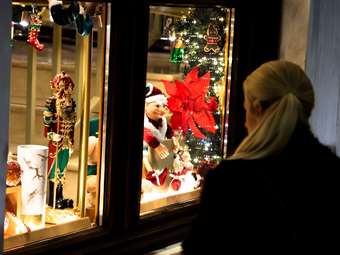 Επιθεώρηση Εργασίας: Ποιες είναι οι εργοδοτικές υποχρεώσεις ενόψει Χριστουγέννων