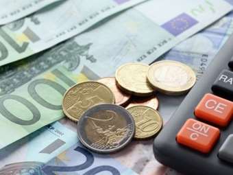 Διαμαρτυρίες για δεσμεύσεις χρηματικών ποσών οφειλετών του δημοσίου